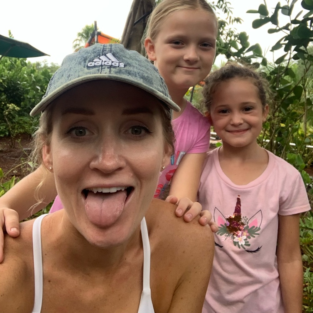 Meet your Posher, Laura